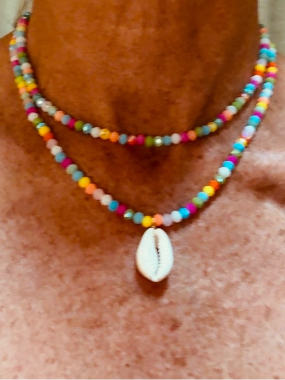 Super Cool Boho Crystal Candy Multicolor Beaded Shell Pendant Choker Necklace